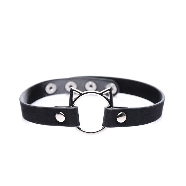 Choker regolabile con bottoni in PU e metallo di colore nero con gattino in metallo al centro
